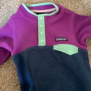 3T girls Patagonia pullover